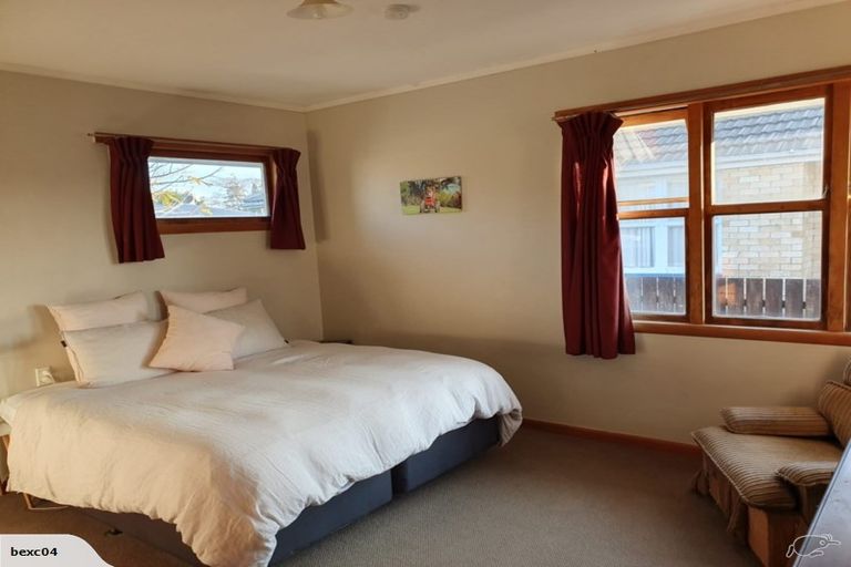 Photo of property in 24 East Street, Claudelands, Hamilton, 3214