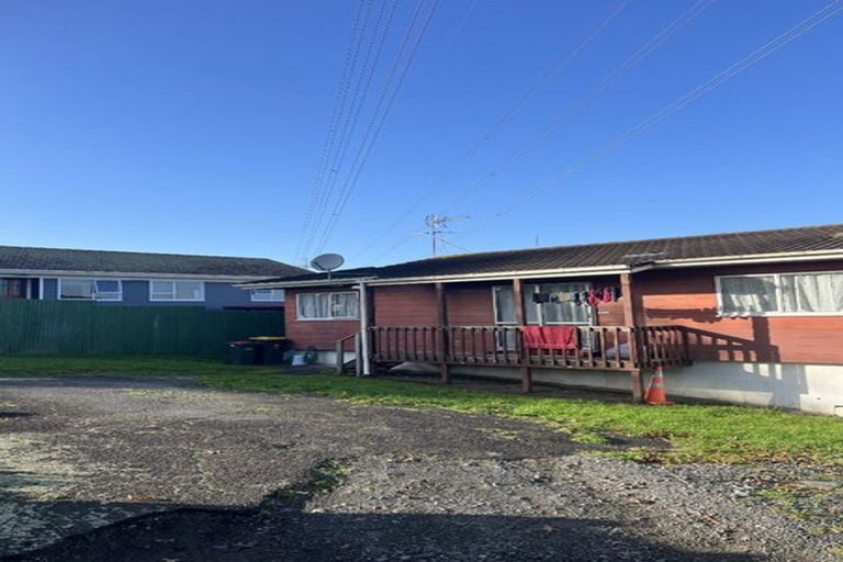 Photo of property in 71 Flat Bush Road, Clover Park, Auckland, 2023