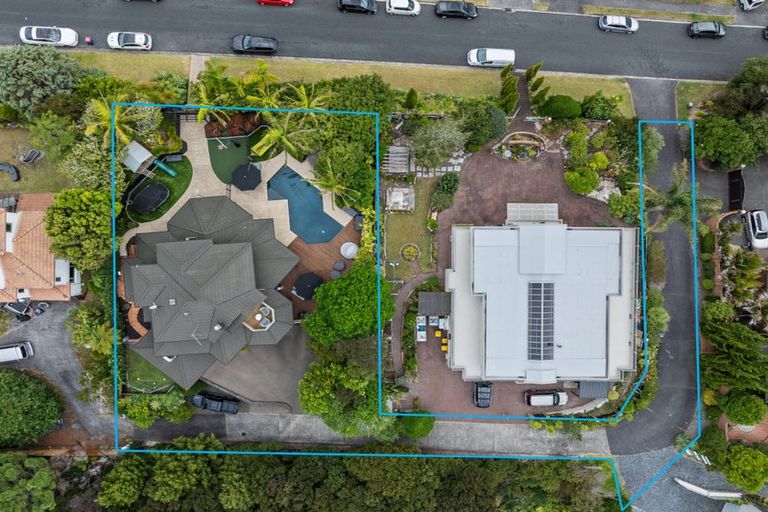 Photo of property in 127 Onetaunga Road, Chatswood, Auckland, 0626