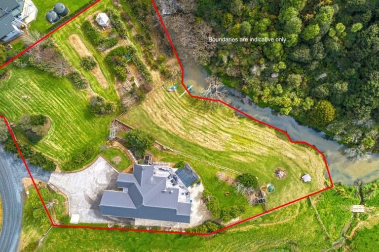 Photo of property in 102 Fitzpatrick Road, Brookby, Manurewa, 2576