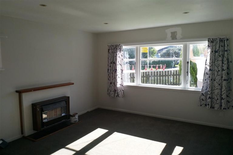 Photo of property in 29 Burden Avenue, Wainuiomata, Lower Hutt, 5014