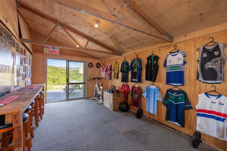 Photo of property in 96 Sievers Grove, Cannons Creek, Porirua, 5024