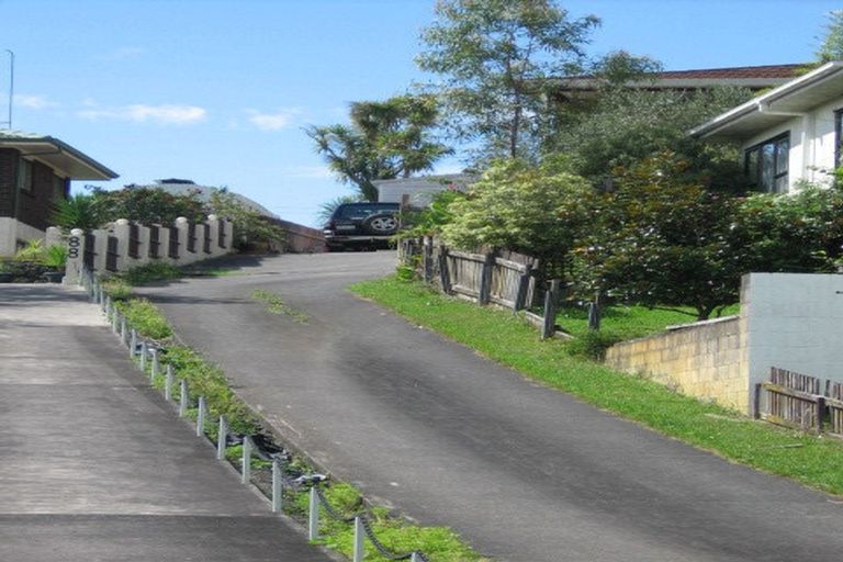 Photo of property in 90 Cardiff Road, Pakuranga, Auckland, 2010