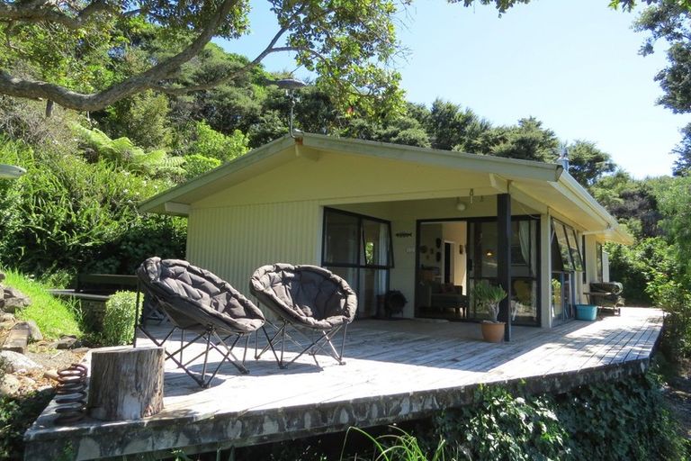 Photo of property in 11 Kowhai Place, Tuateawa, Coromandel, 3583