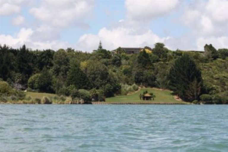 Photo of property in 44 Farley Road, Clarks Beach, Pukekohe, 2679