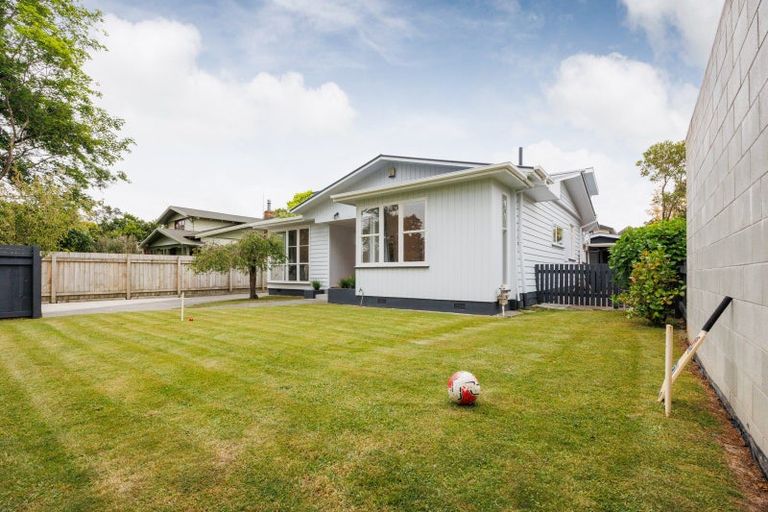 Photo of property in 39 Batt Street, West End, Palmerston North, 4410