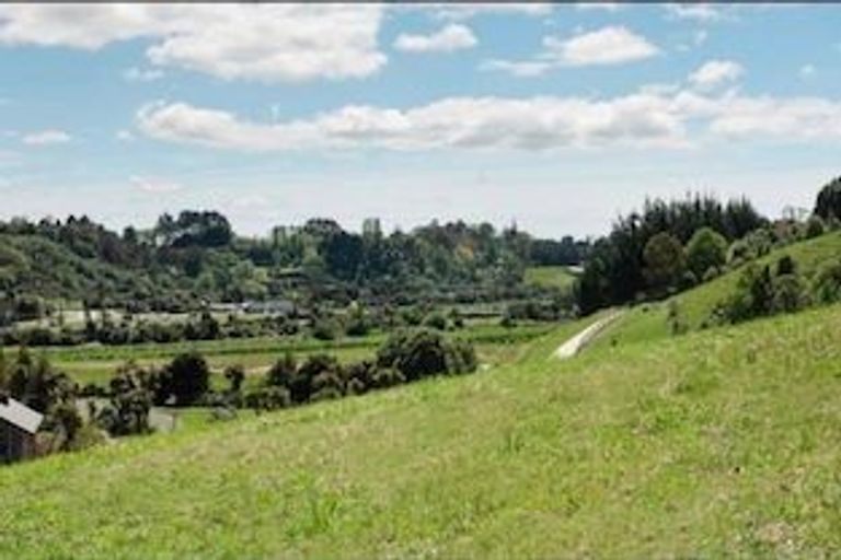 Photo of property in 23 Caldera Crescent, Pyes Pa, Tauranga, 3112