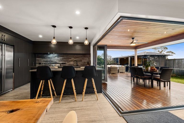 Photo of property in 17 Dreaver Drive, Waitara, 4320