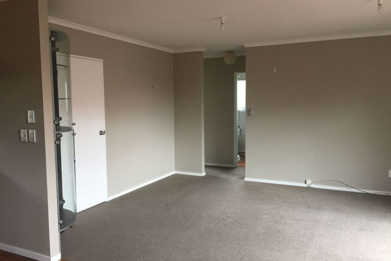 Photo of property in 162c Henderson Valley Road, Henderson, Auckland, 0612