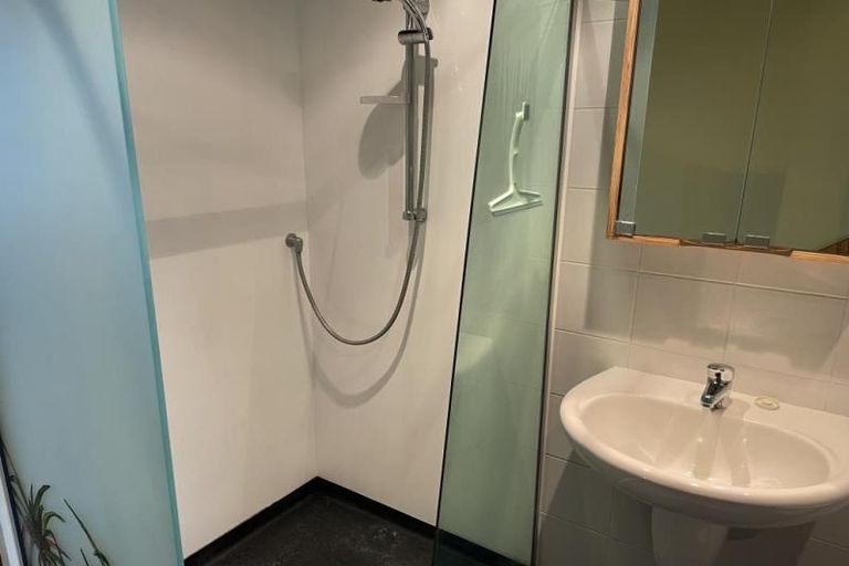 Photo of property in Qba Apartments, 2r/51 Webb Street, Mount Cook, Wellington, 6011