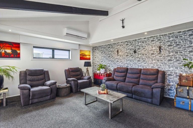 Photo of property in 3 Greenwood Place, Paraparaumu, 5032