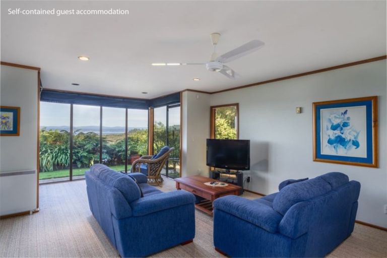 Photo of property in 39 Wakeman Road, Acacia Bay, Taupo, 3330
