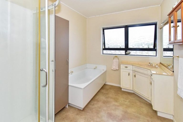 Photo of property in 1/16 Wood Street, Papakura, 2110