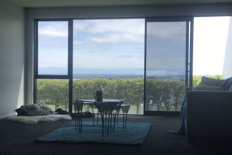 Photo of property in 11b Inverness Lane, Redcliffs, Christchurch, 8081