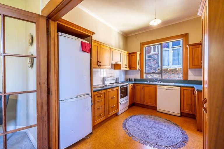 Photo of property in 71 Eglinton Road, Mornington, Dunedin, 9011