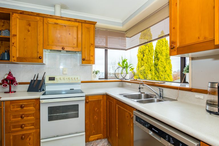 Photo of property in 37 Temple Crescent, Gleniti, Timaru, 7910