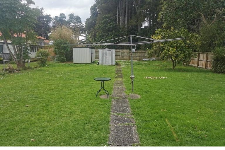 Photo of property in 27 Hillcrest Avenue, Hillcrest, Rotorua, 3015