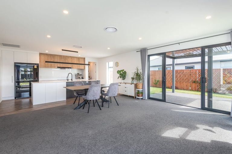 Photo of property in 6 Ayrshire Lane, Halswell, Christchurch, 8025