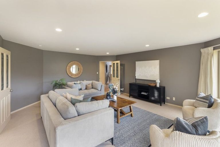 Photo of property in 1 Becmead Drive, Harewood, Christchurch, 8051