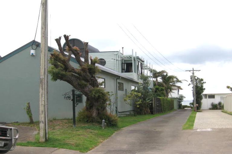 Photo of property in 5a Holiday Road, Milford, Auckland, 0620