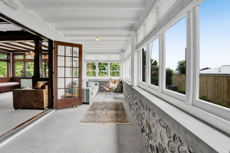 Photo of property in 34 Robe Street, New Plymouth, 4310