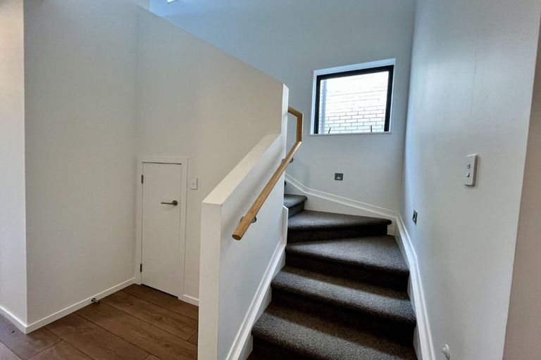 Photo of property in 6 Desalt Drive, Hobsonville, Auckland, 0616