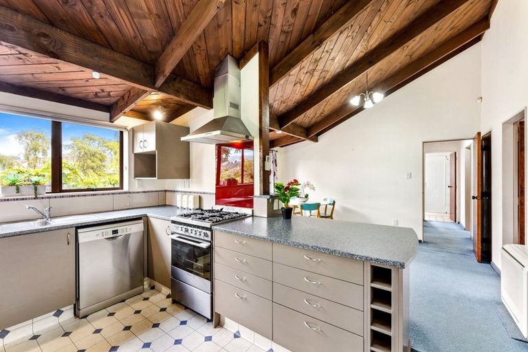 Photo of property in 65 Gibbons Street, Ebdentown, Upper Hutt, 5018