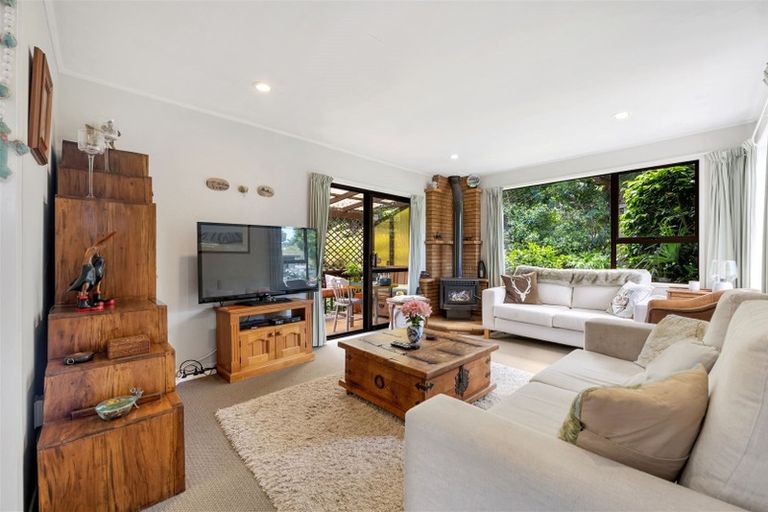 Photo of property in 88 Powrie Street, Glenfield, Auckland, 0629