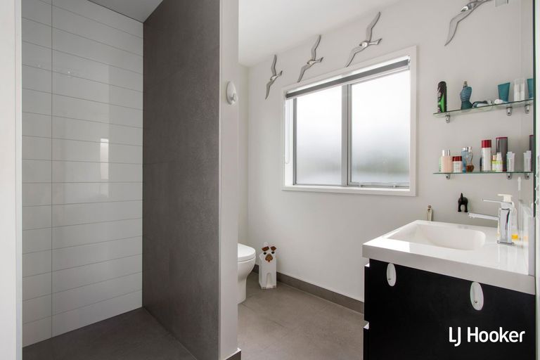 Photo of property in 2 Anatere Rise, Athenree, Katikati, 3177