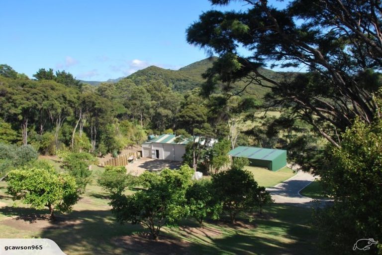 Photo of property in 11 Mason Road, Great Barrier Island (aotea Island), 0991
