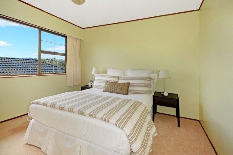 Photo of property in 1/37 Rangitoto Terrace, Milford, Auckland, 0620
