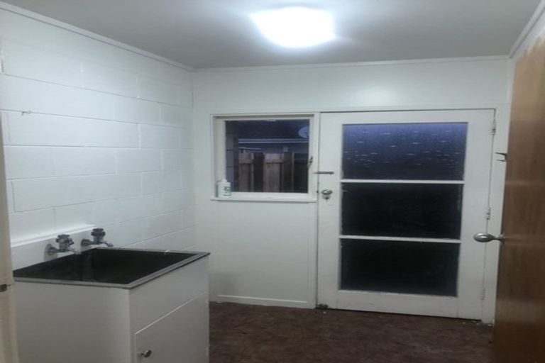 Photo of property in 3 Norman Spencer Drive, Papatoetoe, Auckland, 2104