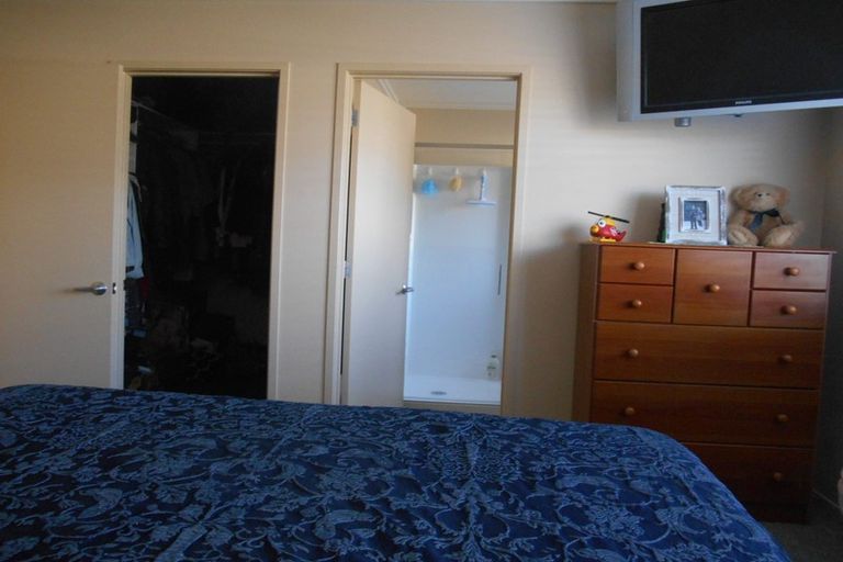 Photo of property in 35 Orbell Crescent, Te Anau, 9679