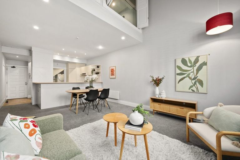 Photo of property in Whitmore Apartments, 7d Stout Street, Wellington Central, Wellington, 6011