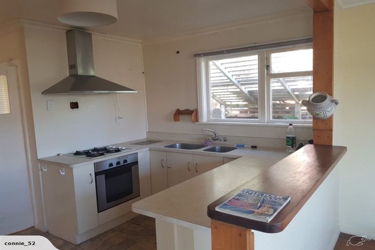 Photo of property in 20 Ashleigh Crescent, Miramar, Wellington, 6022