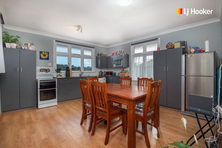 Photo of property in 8 Saddleview Place, Fairfield, Dunedin, 9018