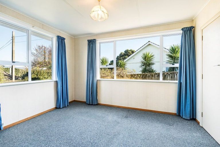 Photo of property in 15 Marama Crescent, Spotswood, New Plymouth, 4310