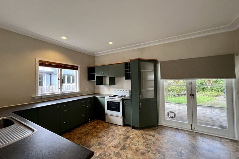 Photo of property in 2 Gillies Avenue, Claudelands, Hamilton, 3214