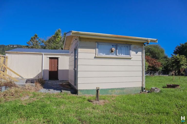 Photo of property in 10 Carroll Street, Runanga, 7803