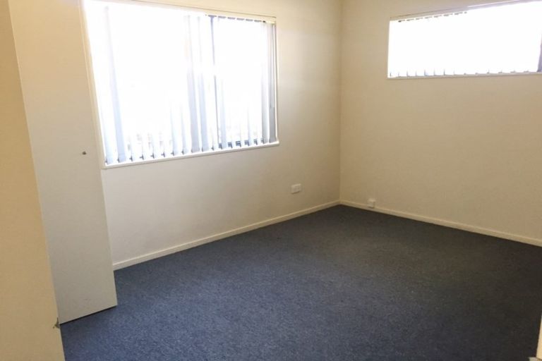 Photo of property in 4 Ettrick Lane, Papakura, 2110