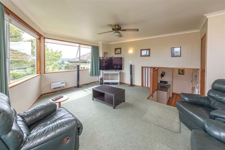 Photo of property in 27 Mount View Road, Bastia Hill, Whanganui, 4500