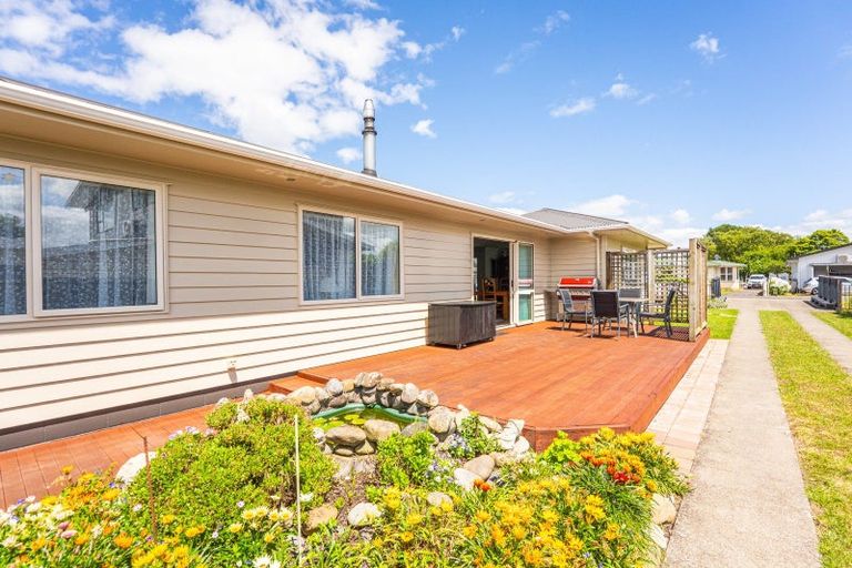 Photo of property in 3 Huxley Street, Pahiatua, 4910