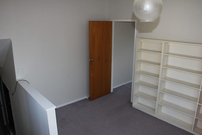 Photo of property in 28 Glynnbrooke Street, Te Atatu South, Auckland, 0610