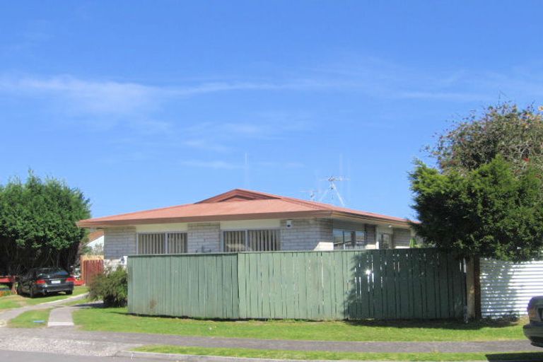 Photo of property in 2b Moorea Place, Mount Maunganui, 3116