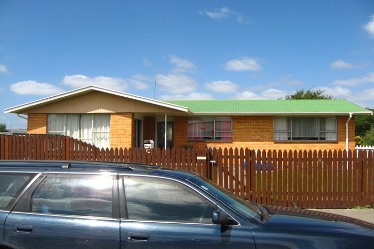 Photo of property in 2 Barrowclough Street, Hoon Hay, Christchurch, 8025
