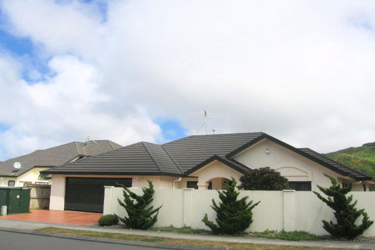 Photo of property in 3 Forsyth Grove, Brooklyn, Wellington, 6021