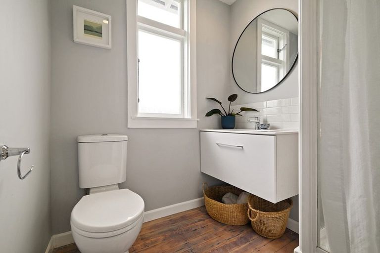 Photo of property in 120 Lyttelton Street, Spreydon, Christchurch, 8024