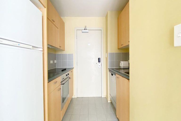 Photo of property in Oxford Apartments, 4a/13 Mount Street, Auckland Central, Auckland, 1010