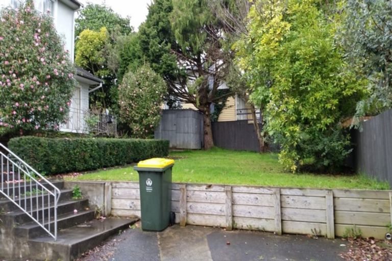 Photo of property in 13 Tampin Road, Hillpark, Auckland, 2102