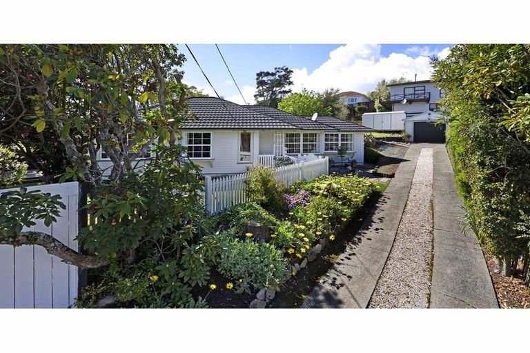 Photo of property in 35 The Ridgeway, Enner Glynn, Nelson, 7011